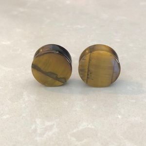 3/4” Double Flared Tigers Eye Stone Plugs